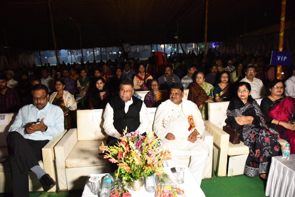 Curtains fall on 28th Vedvyas Sangeet Nrutyotsav-2025