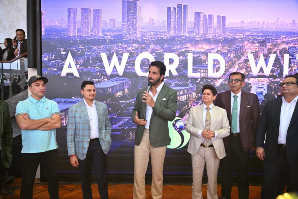 Sonu Sood brings Fitness and inspiration to DXP WellFest at Signature Global’s DXP Estate