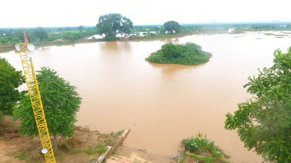 Ambuja Cements Bhatapara Launches Water Conservation Project through Pond Deepening at Maldi Village