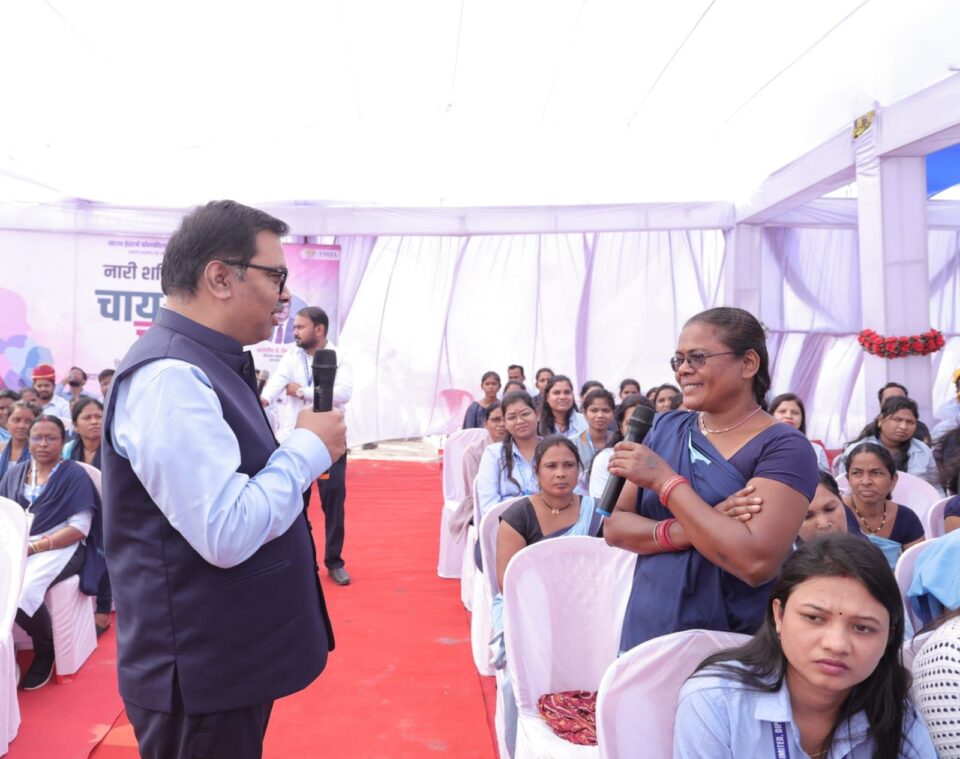 Dr. Vinay Ranjan Director (HR) Coal India Visits Dipka Area of SECL