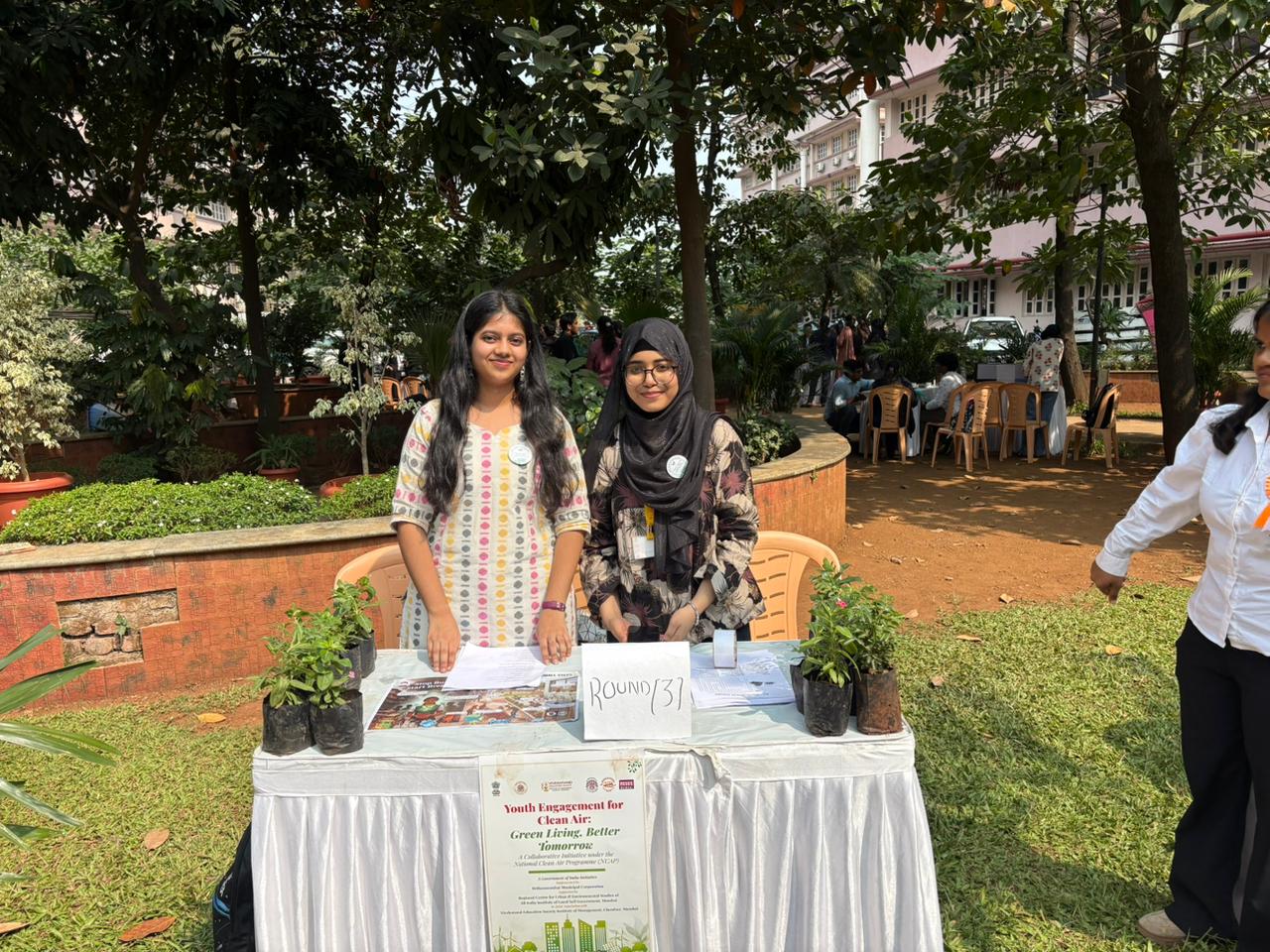 Vivekanand Education Society Institute of Management and Research and BMC Mobilise Mumbai Youth for ‘Clean Air with Green Living