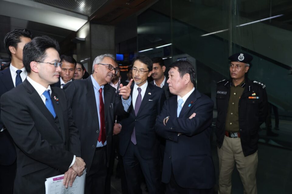 Japanese Foreign Minister Motegi Toshimitsu visits Delhi Metro