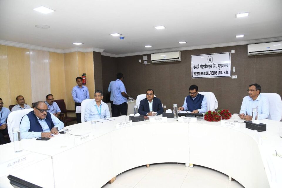 Coal India Director HR reviews digital portals WCL