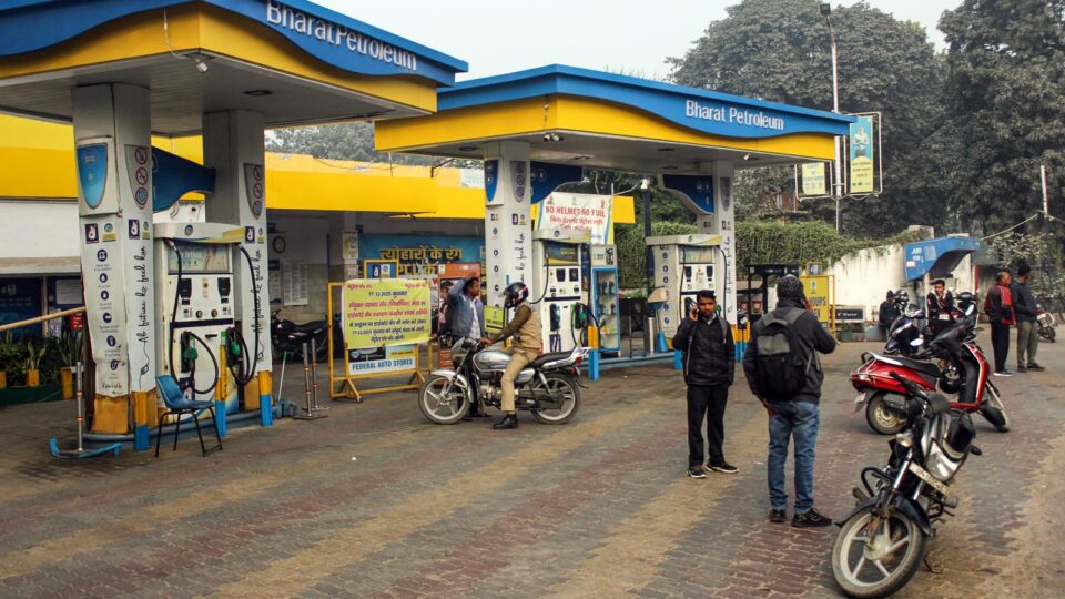 Hardeep Singh Puri no lockdown India clarification