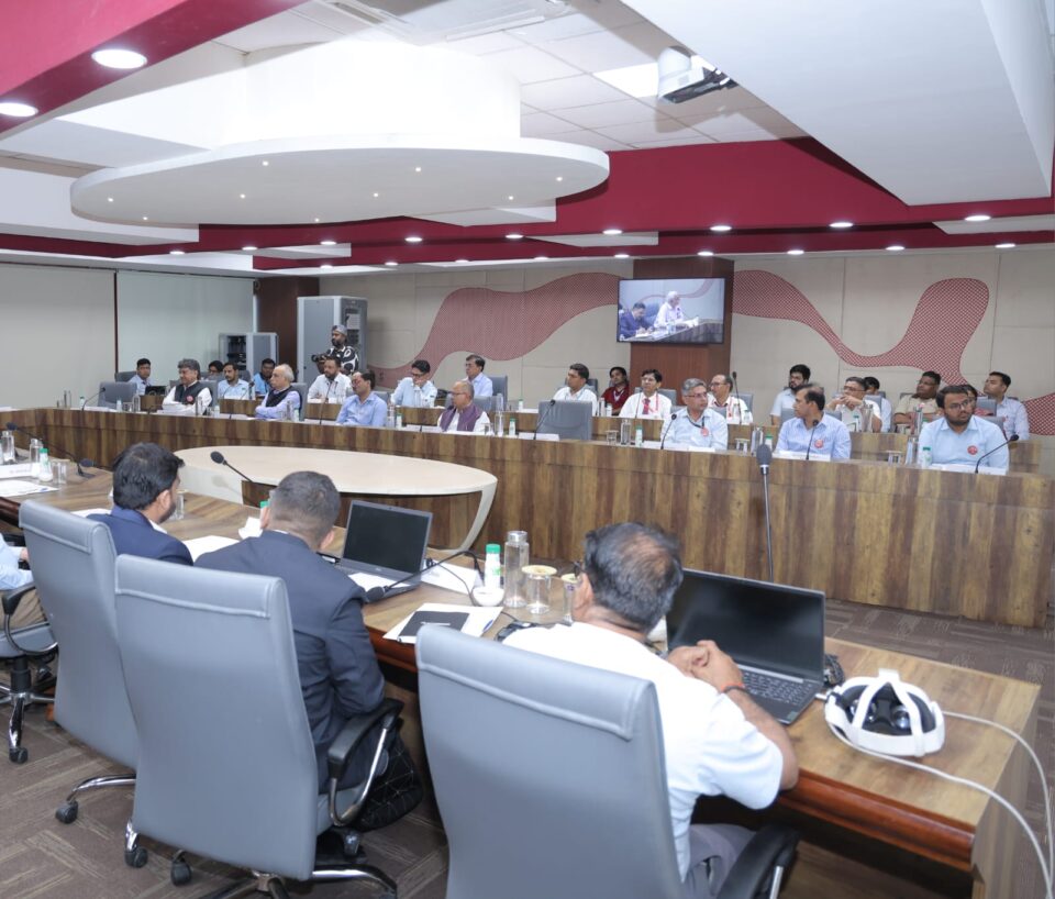 DMRC escalator safety workshop Delhi Metro safe use escalator