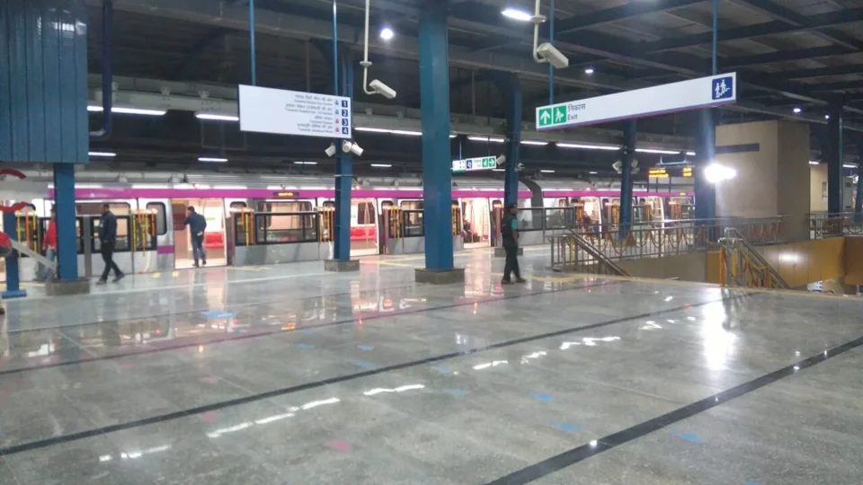 Botanical Garden busiest Delhi Metro station