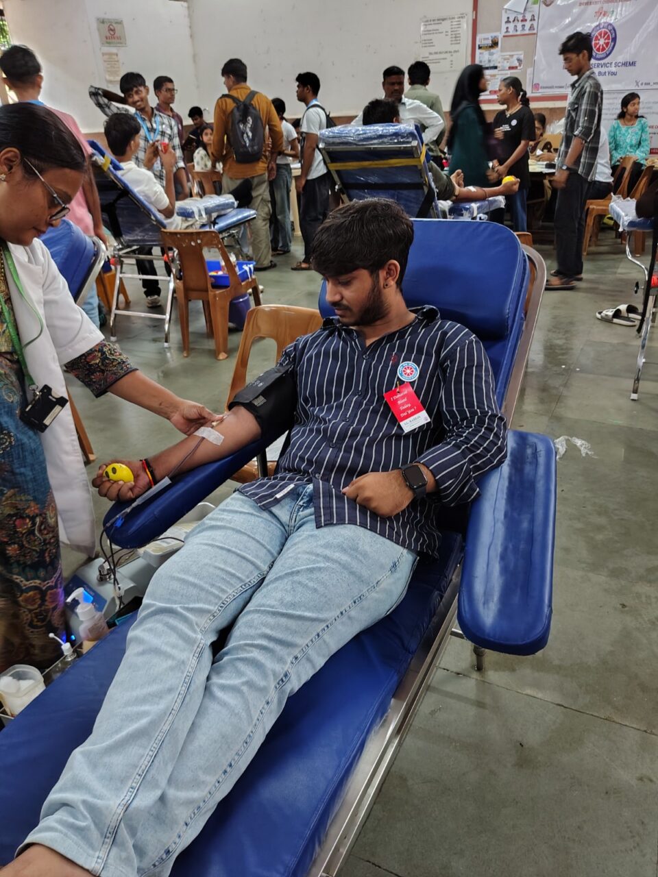 Vivekanand Education Society blood donation and thalassemia screening camp