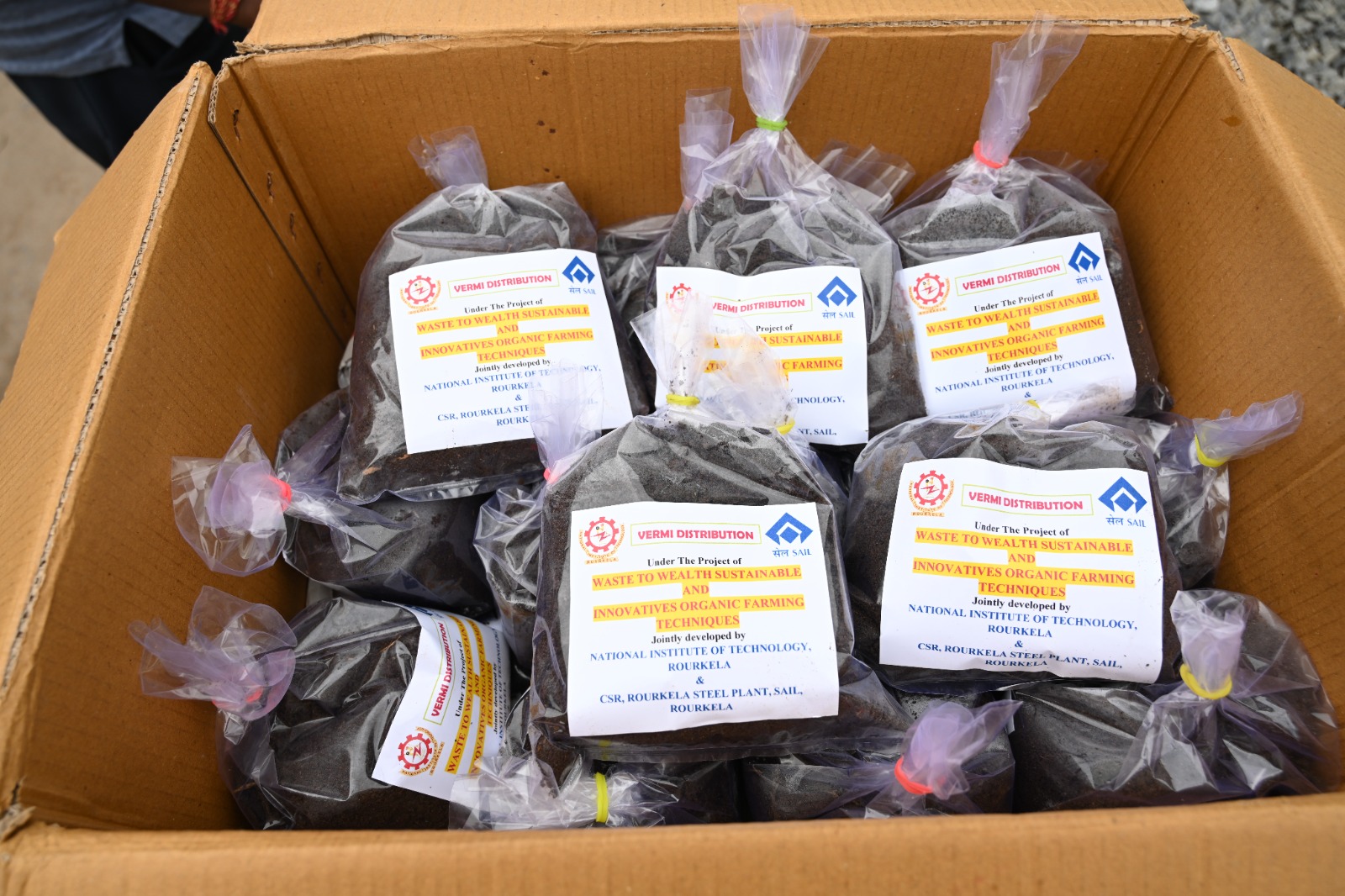 SAIL Rourkela vermicompost bags distributed to women farmers