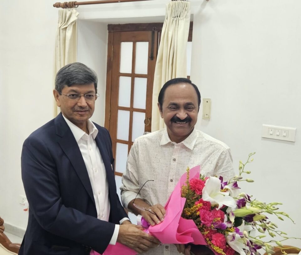 NTPC CMD Meets CM of Keralam